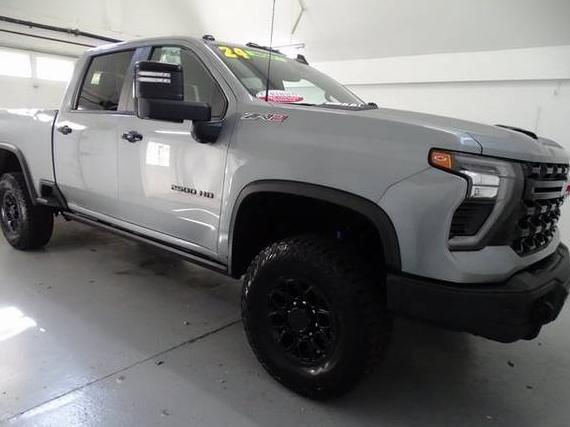 CHEVROLET SILVERADO HD 2024 1GC4YYE75RF172629 image CHEVROLET SILVERADO HD 2024 1GC4YYE75RF172629 image